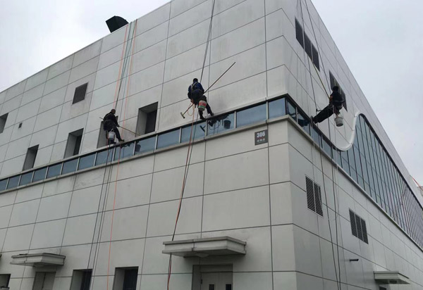 工業園區外墻清洗